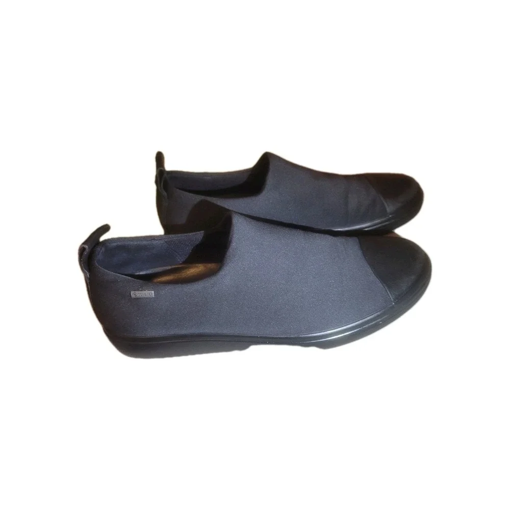 ECCO Women's Soft  Wedge Gore-tex Slip on Sneaker Women's‎ Size 7-7.5